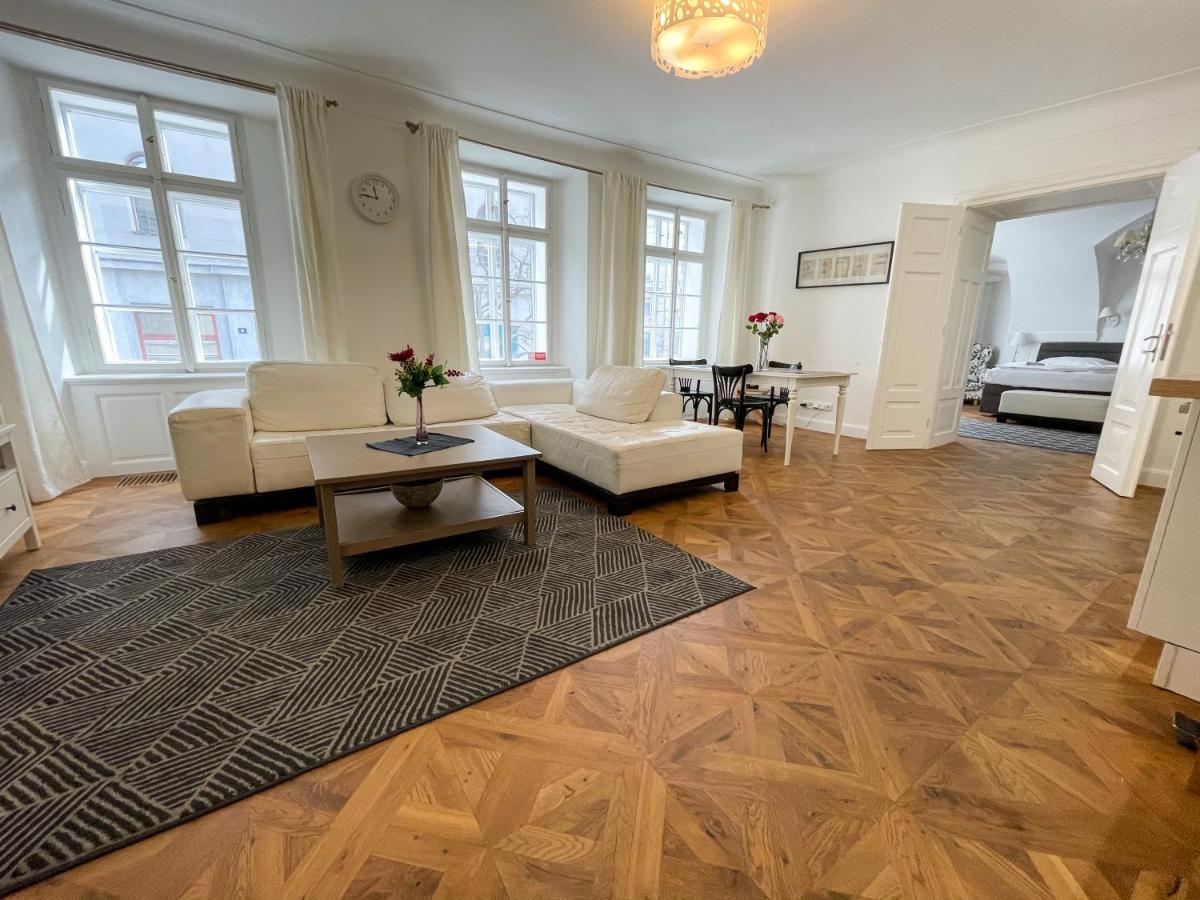 U Obecniho Dvora - Old Town Apartment Prague Exterior photo